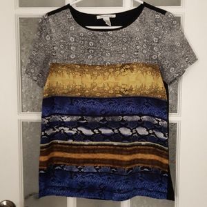 2/25$***Kenneth Cole colorful top
